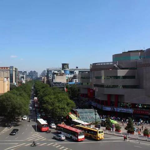 (重装宊击)重装崛起小游戏：重返巅峰，征服虚拟战场的挑战之旅！