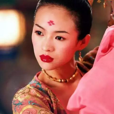 (为谁炼金日服下载)为谁而炼金日服：探讨游戏背后的设计初衷及玩家需求