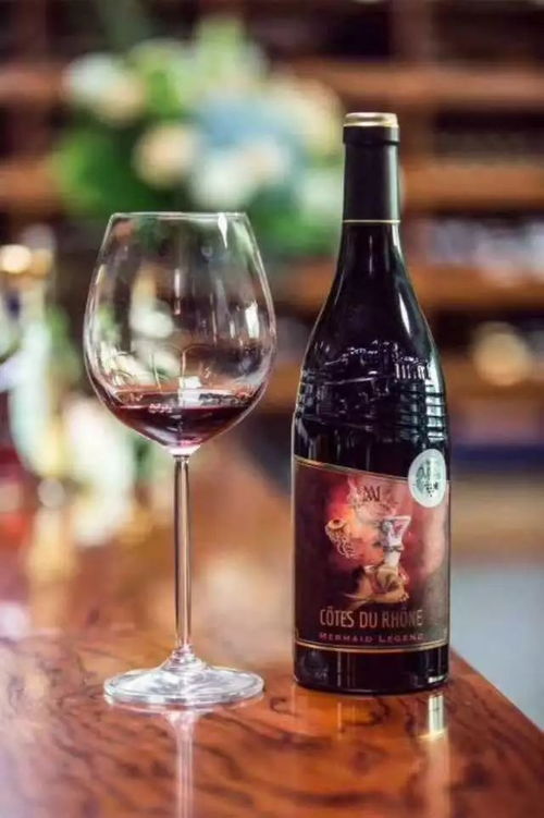 仗剑天涯一壶酒 饮马江湖断情愁：勇士的孤独与无奈，乘风破浪寻真爱。