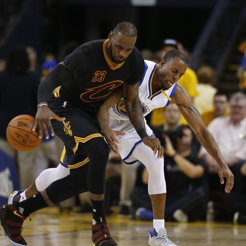 (终结之日攻略)终结之日：丧尸片第一季 - 诡异丧尸横行，生死存亡之战如火如荼