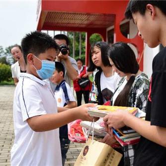 天天下釆彩与你同行资料大全|权威分析解释落实_便利版.8.344