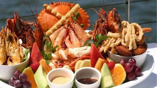 新澳精选资料免费提供539期|探索古镇风情与美食之旅_探索版.3.92