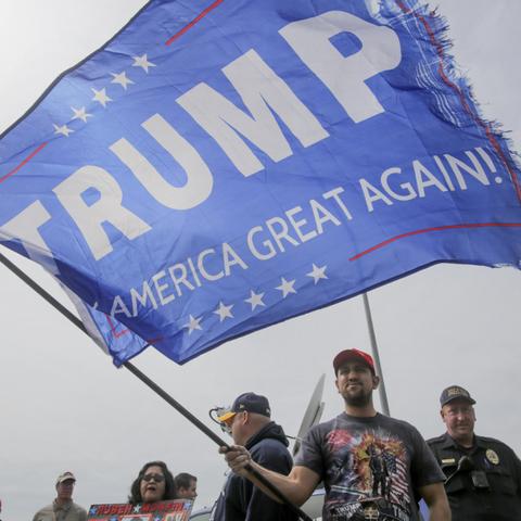 2024澳门正版传真|探索新兴市场投资趋势_经典款.8.561