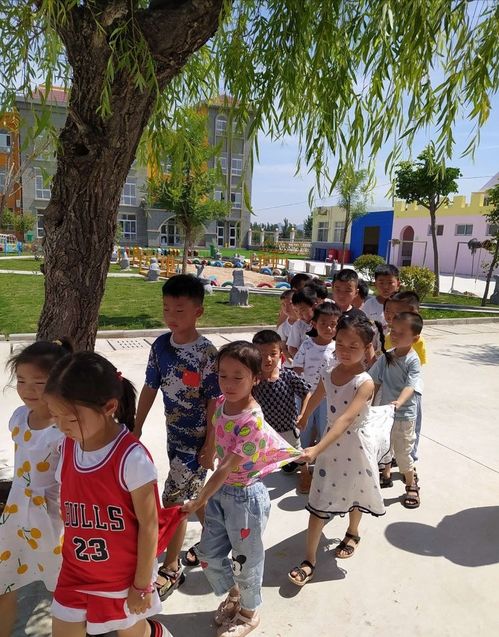 白小姐三肖三期必出一期开奖虎年|探索城市隐秘角落的魅力_R版.4.249