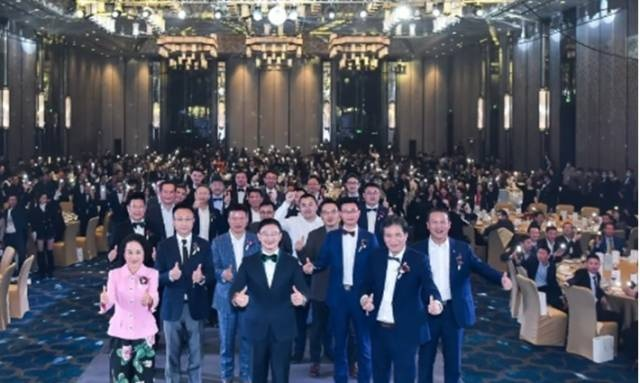 二四六内部资料期期准|探索城市发展新机遇_冒险版.2.411