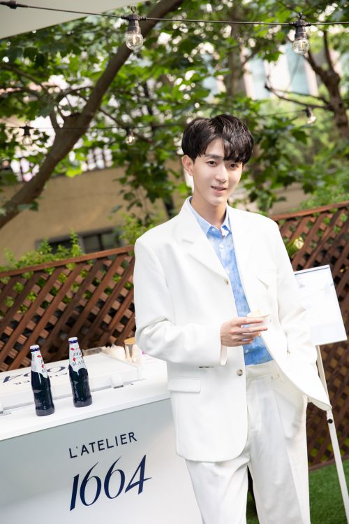 老澳门资料大全,正版资料查询|探索生活中的小技巧_完整版.4.500